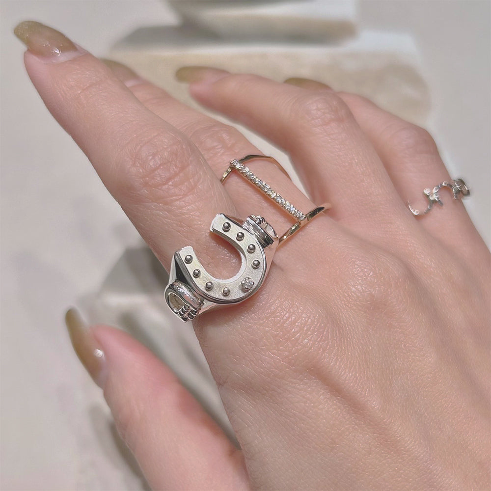 SV Signet Hoof Ring – DAVAN