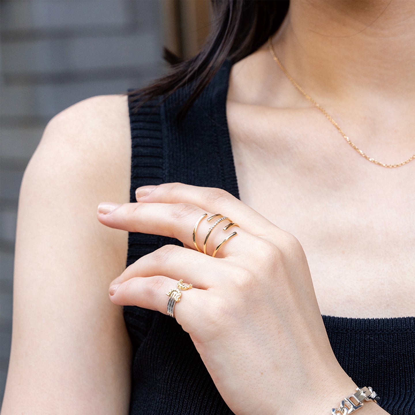 Embrace Ring – DAVAN
