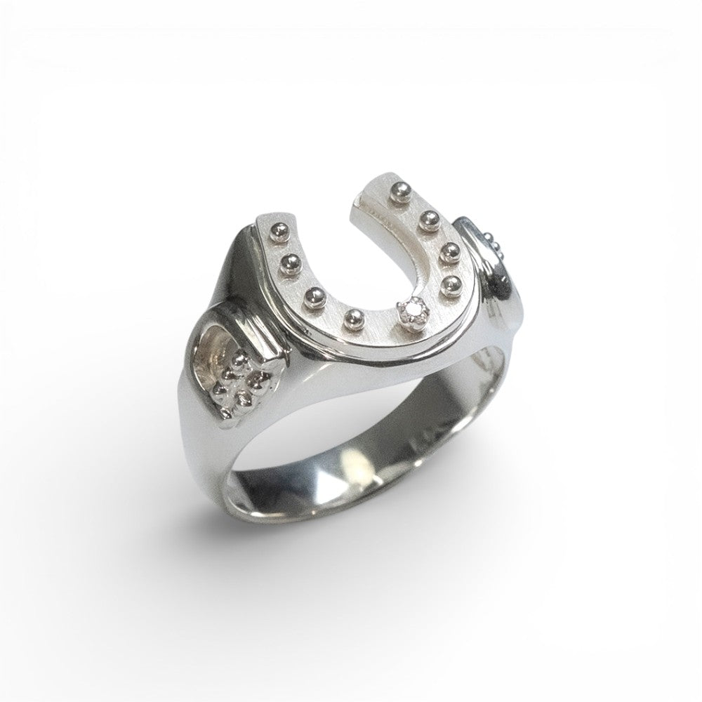 SV Signet Hoof Ring – DAVAN